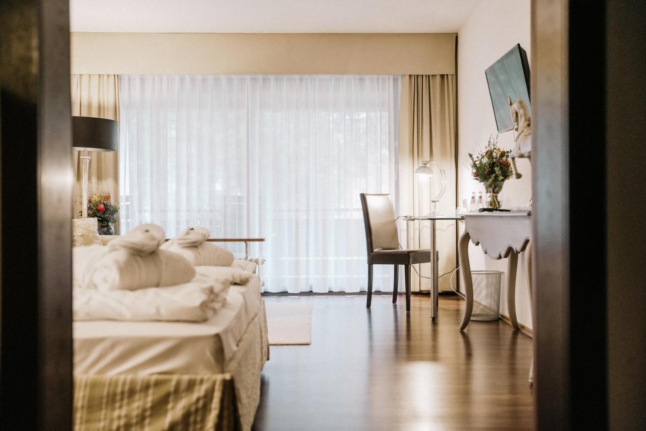 Landhotel Waldhaus Laubach  Bagian luar foto